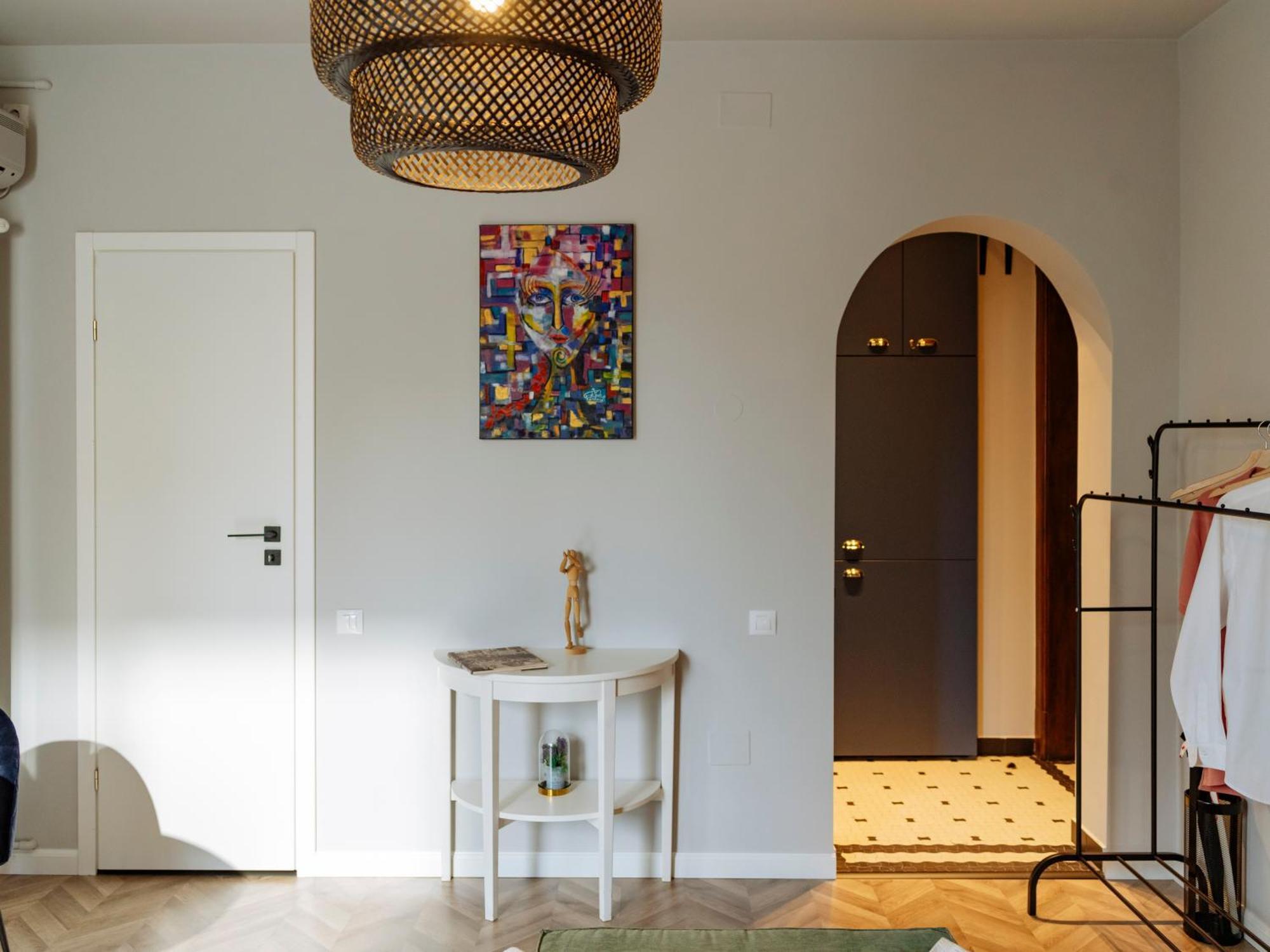 Petite Maison Sur Le Boulevard Bukarest Eksteriør billede